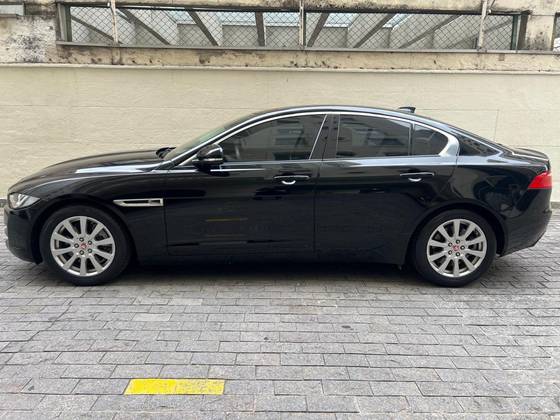 JAGUAR XE 2.0 16V SI4 TURBO GASOLINA PURE 4P AUTOMÁTICO JAGUAR XE 2.0 16V SI4 TURBO GASOLINA PURE 4P AUTOMÁTICO
